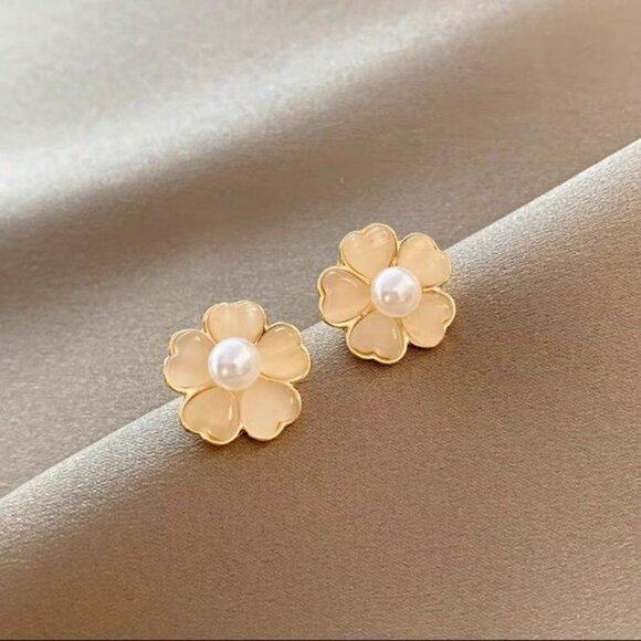 S925 silver post earrings - Picture 2 of 3